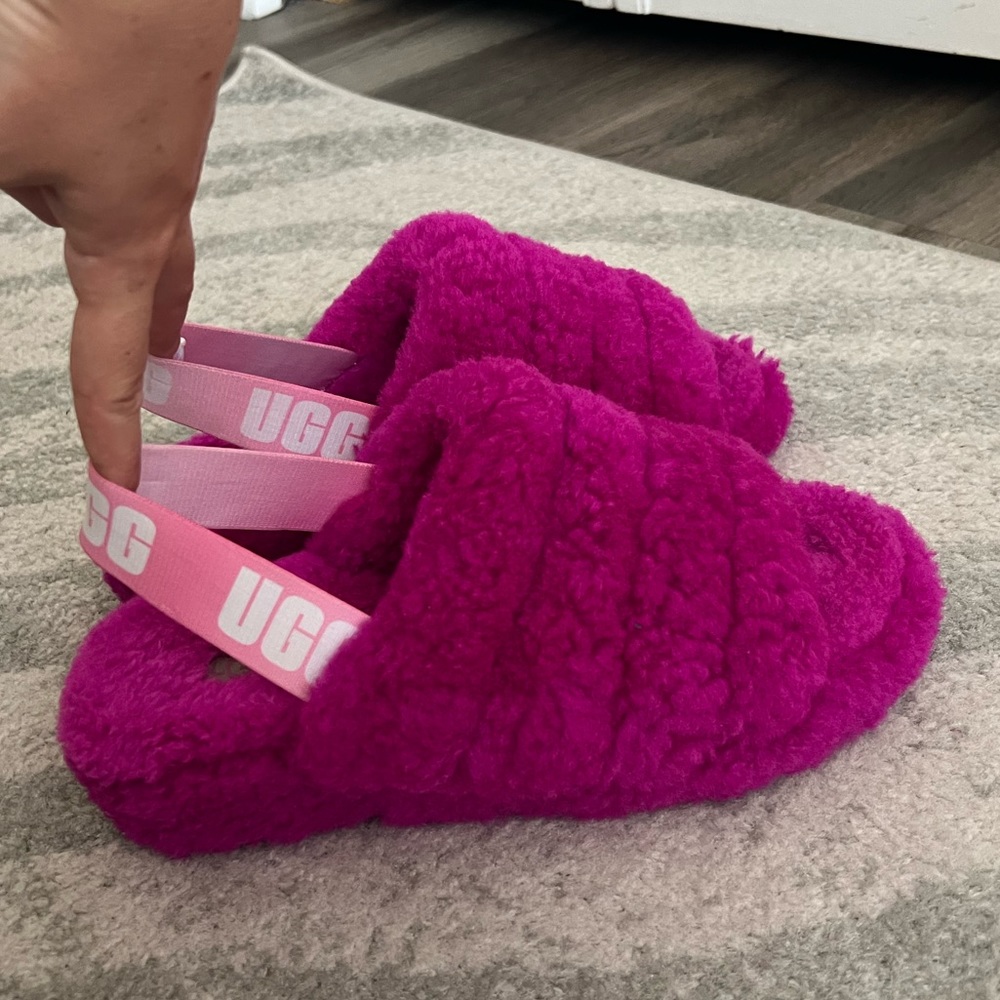 Fuchsia Pink Ugg Fluff Yeah Slippers
